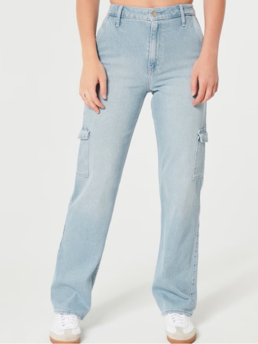 Holllister Ultra High Rise Dad Jeans with Cargo Pockets